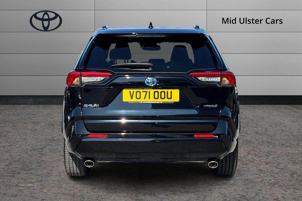 Oct 2021 Toyota RAV4 2.5 VVT-i Hybrid Black Edition 5dr CVT 2WD