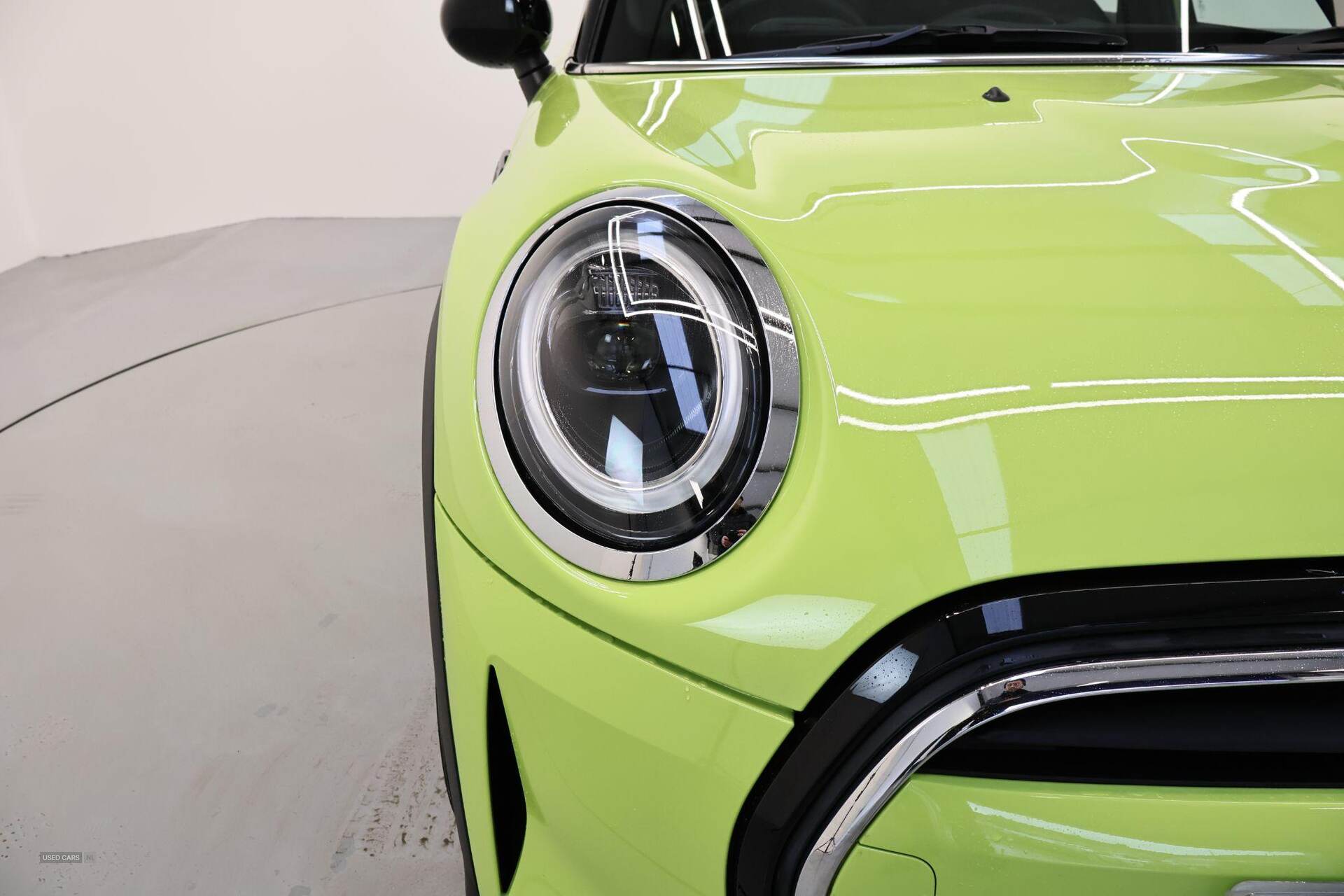 Mar 2024 MINI Hatch 1.5 Cooper Exclusive 5dr Auto [Comfort/Nav Pack]