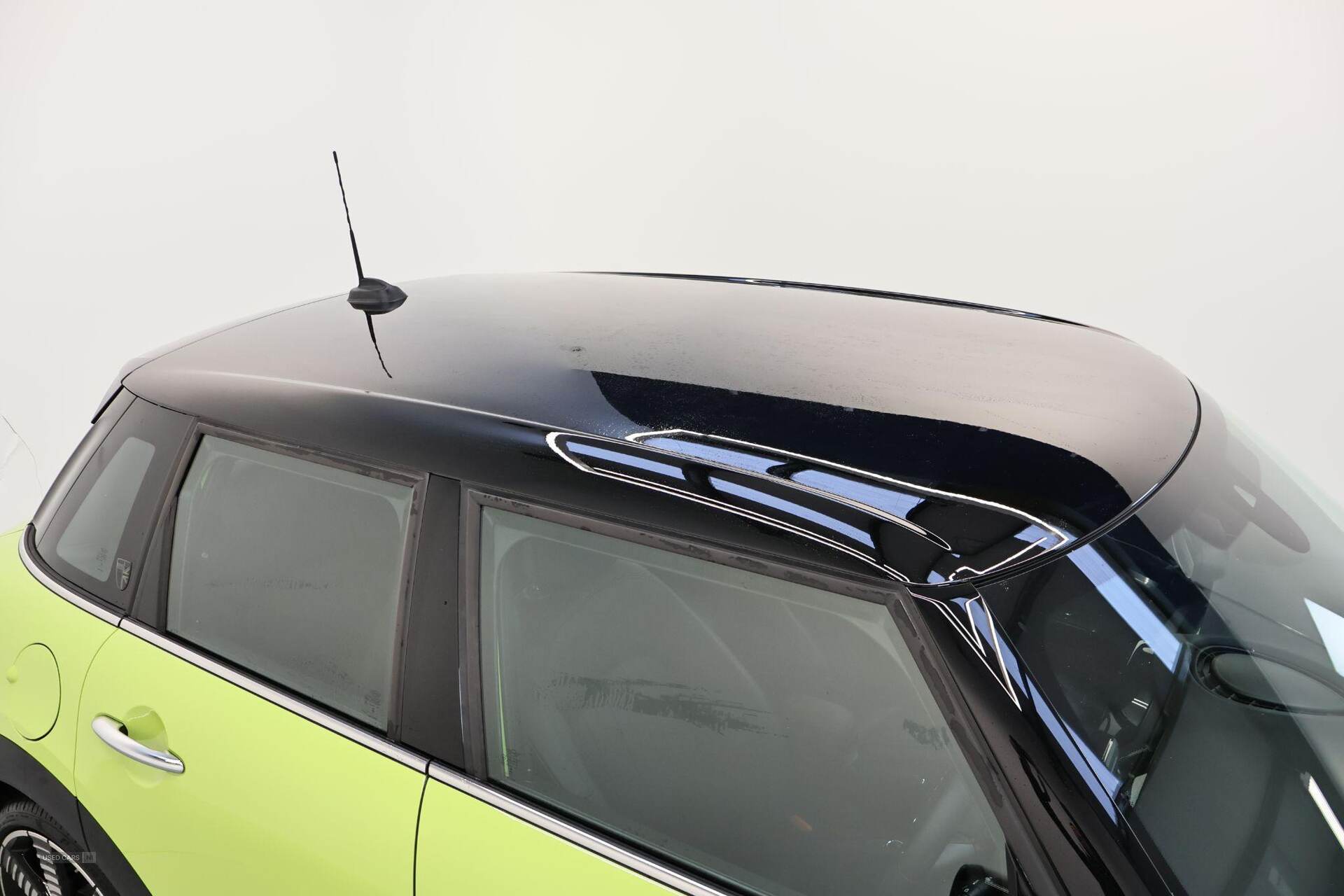 Mar 2024 MINI Hatch 1.5 Cooper Exclusive 5dr Auto [Comfort/Nav Pack]