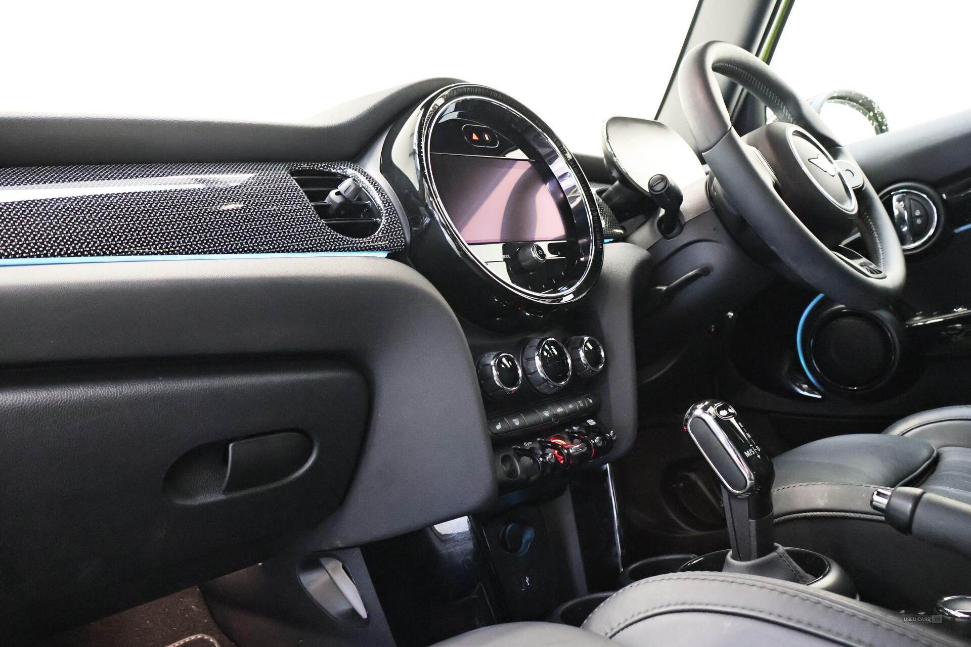 Mar 2024 MINI Hatch 1.5 Cooper Exclusive 5dr Auto [Comfort/Nav Pack]