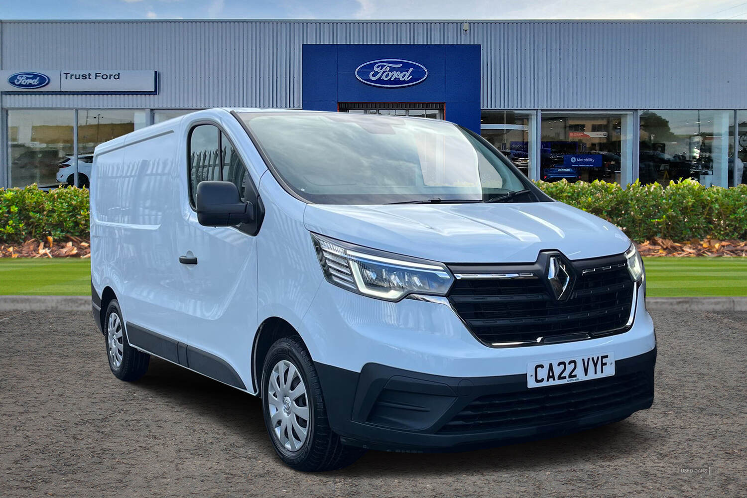 Jun 2022 Renault Trafic Business SWB SL28 Blue dCi 150ps, PLY LINED, ECO MODE, CRUISE CONTROL, BLUETOOTH, LED DAYTIME RUNNING LIGHTS