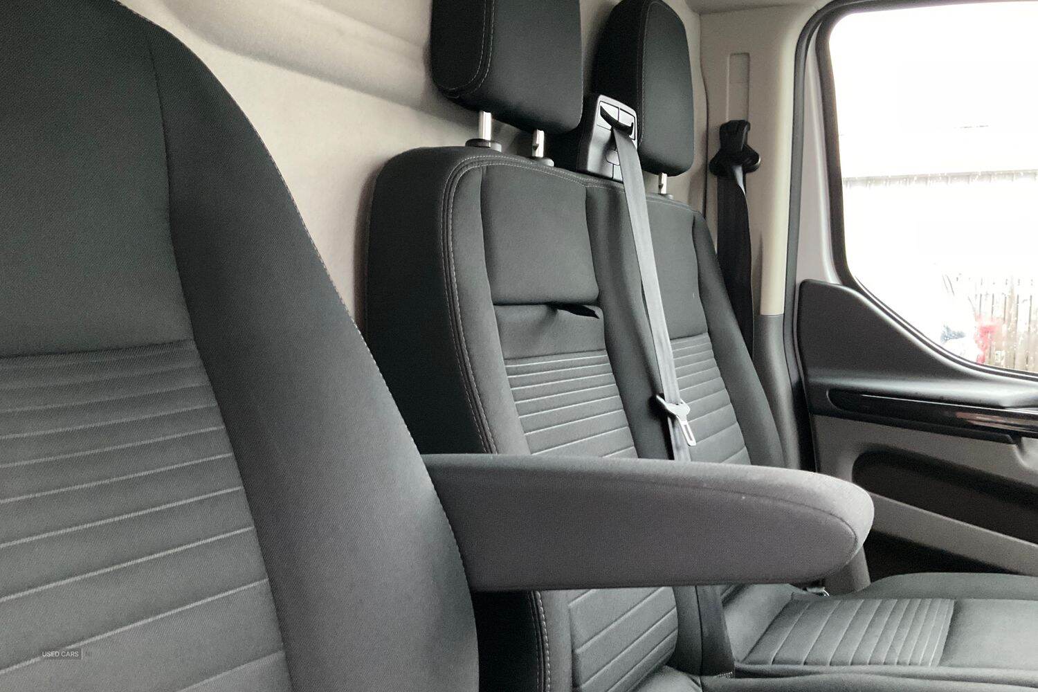 Jan 2022 Ford Transit Custom 2.0 EcoBlue 130ps Low Roof Limited Van