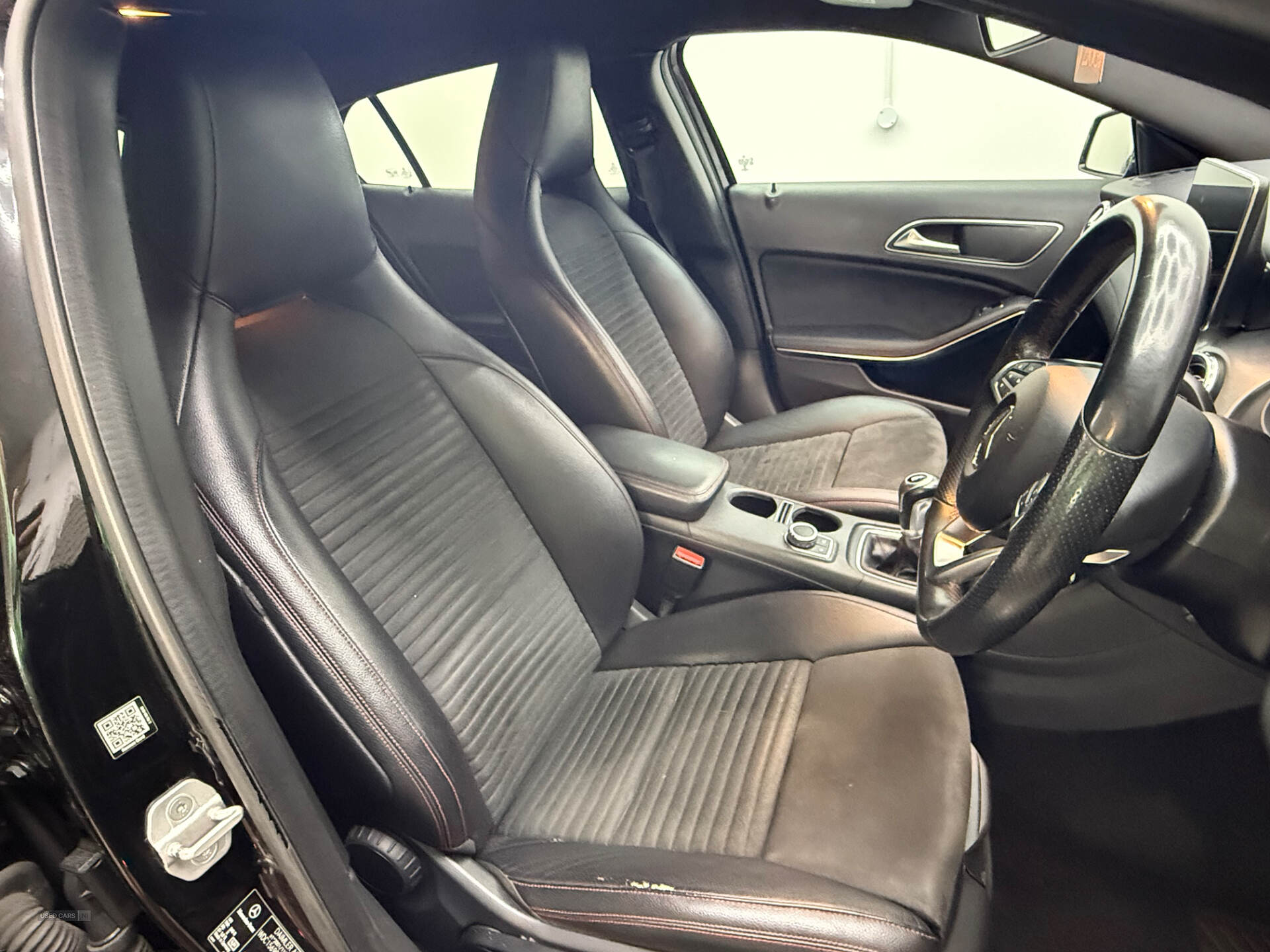 Oct 2015 Mercedes GLA-Class GLA 200d AMG Line 5dr