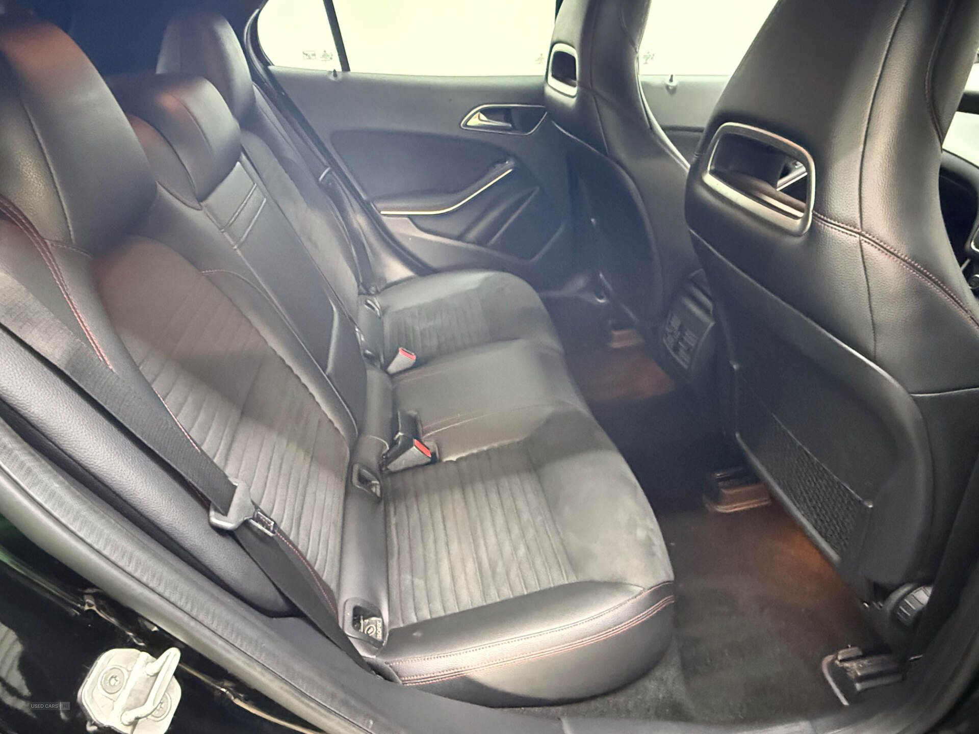 Oct 2015 Mercedes GLA-Class GLA 200d AMG Line 5dr