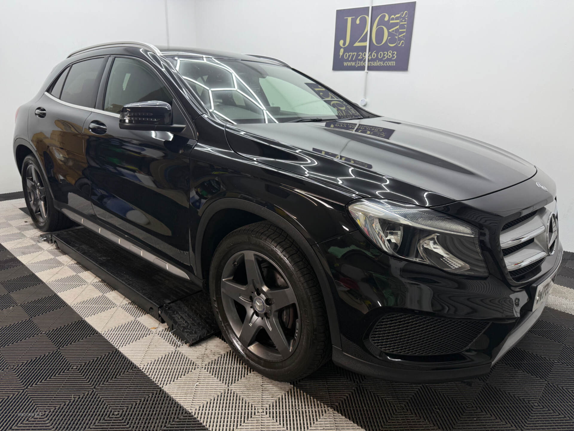 Oct 2015 Mercedes GLA-Class GLA 200d AMG Line 5dr