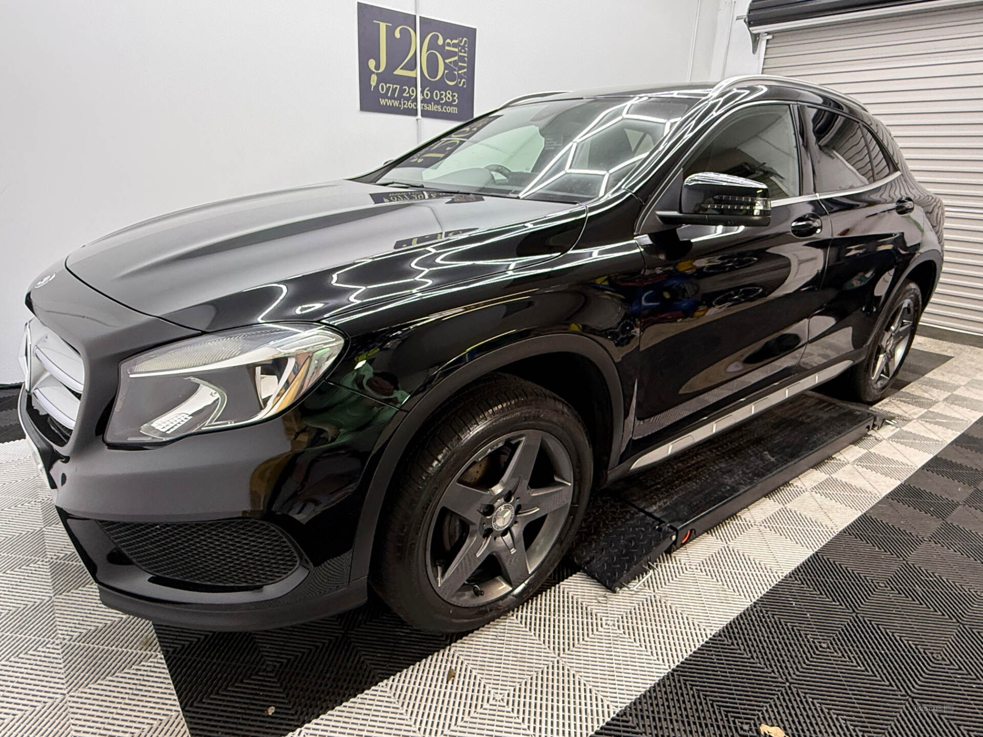 Oct 2015 Mercedes GLA-Class GLA 200d AMG Line 5dr