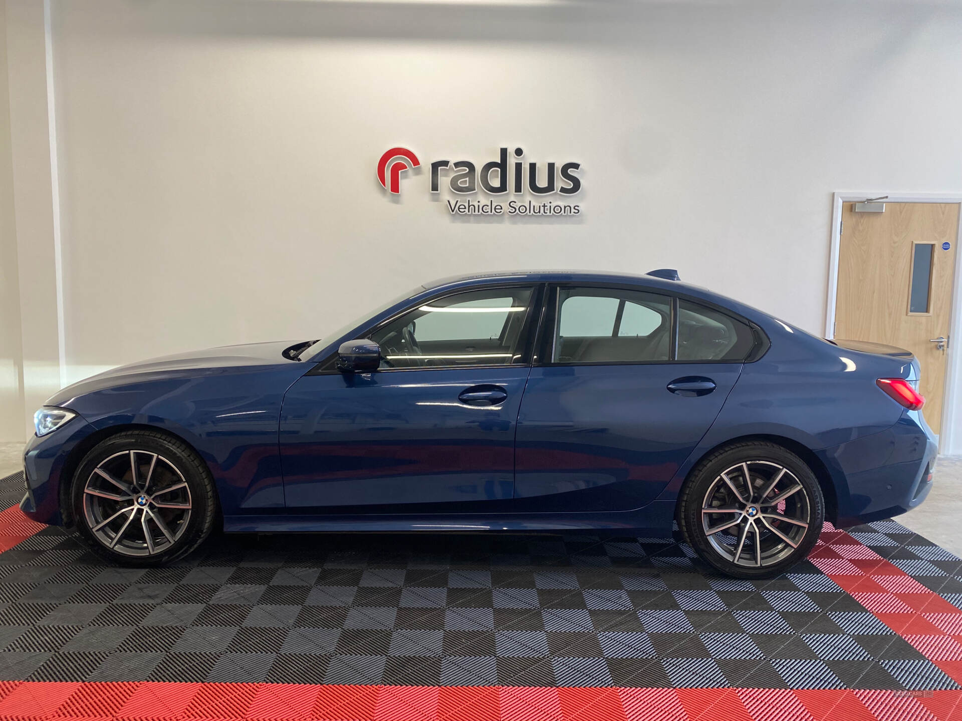 Nov 2020 BMW 3 Series 320d MHT Sport 4dr Step Auto