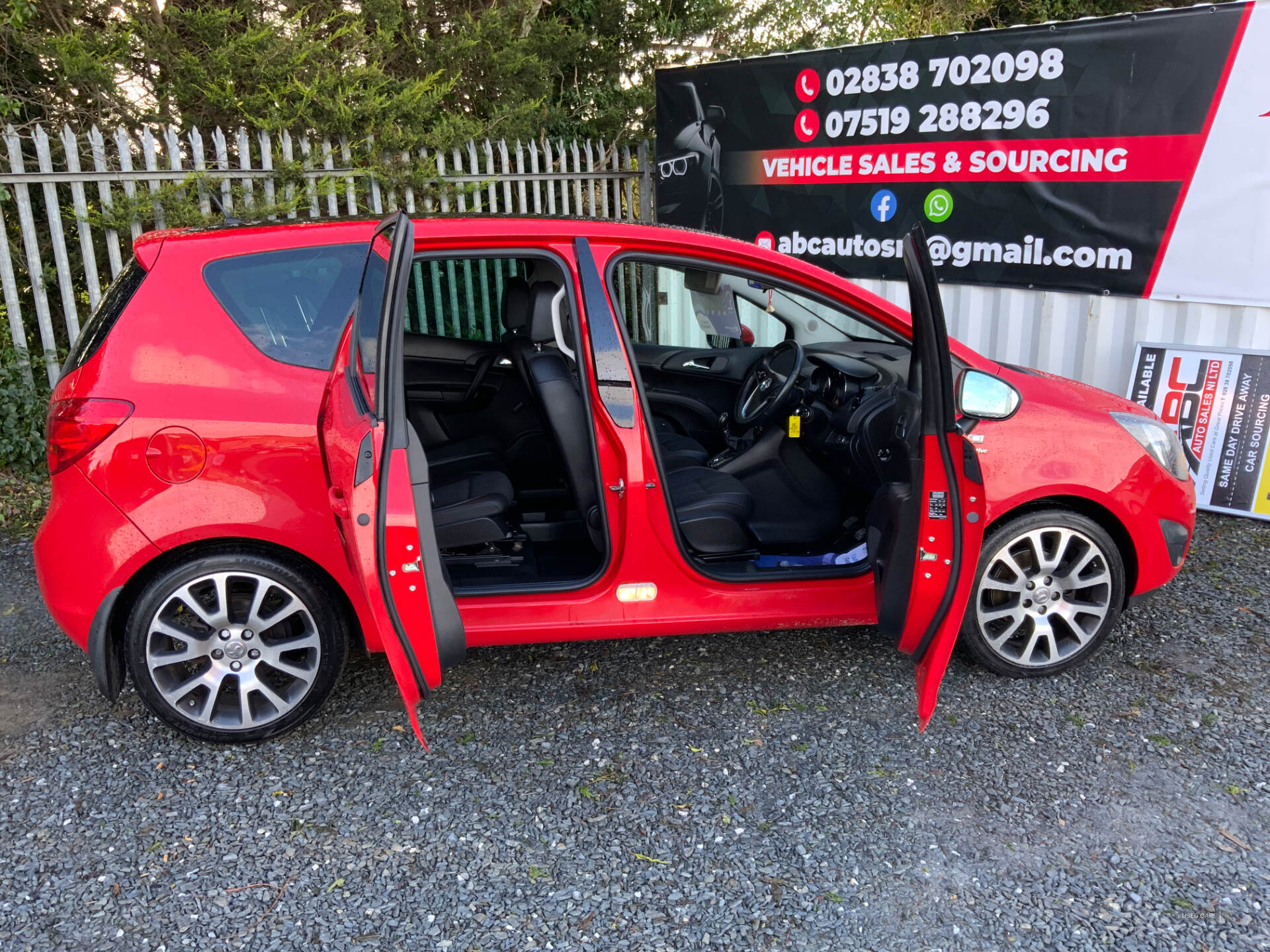 Sep 2012 Vauxhall Meriva 1.4T 16V Active Limited Edition 5dr