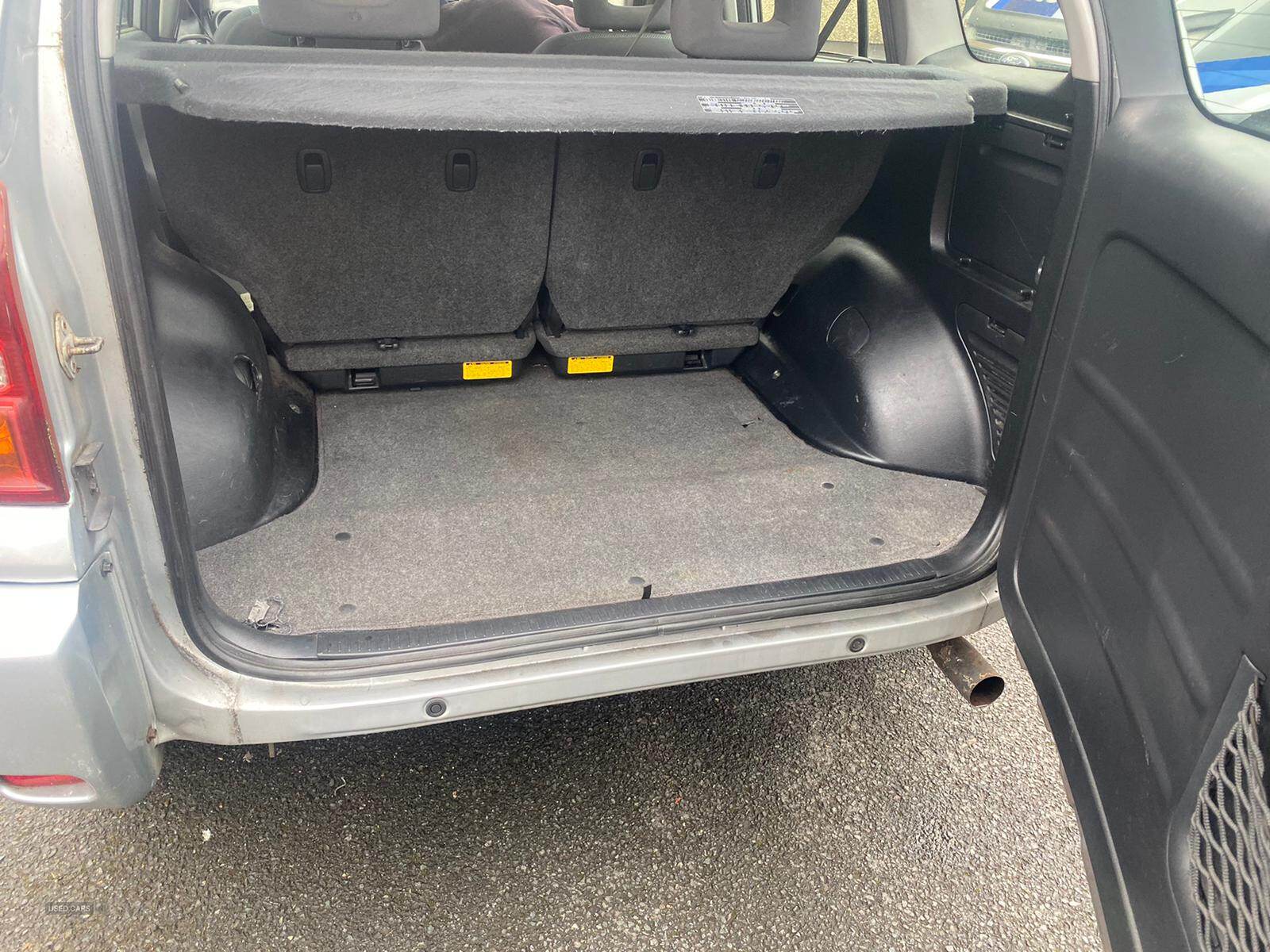 Dec 2004 Toyota RAV4 2.0 XT3 5dr