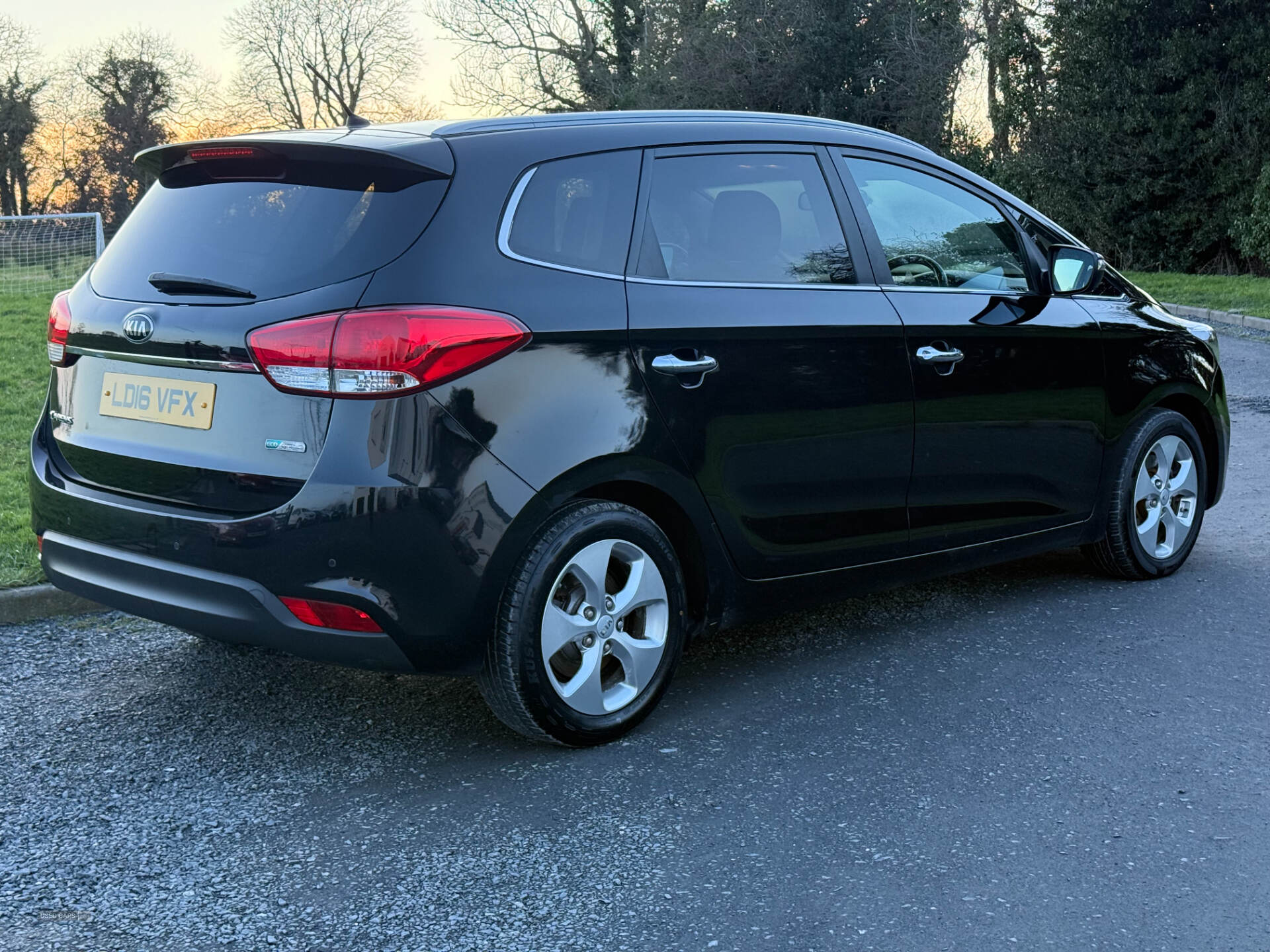 Apr 2016 Kia Carens 1.7 CRDi 2 5dr