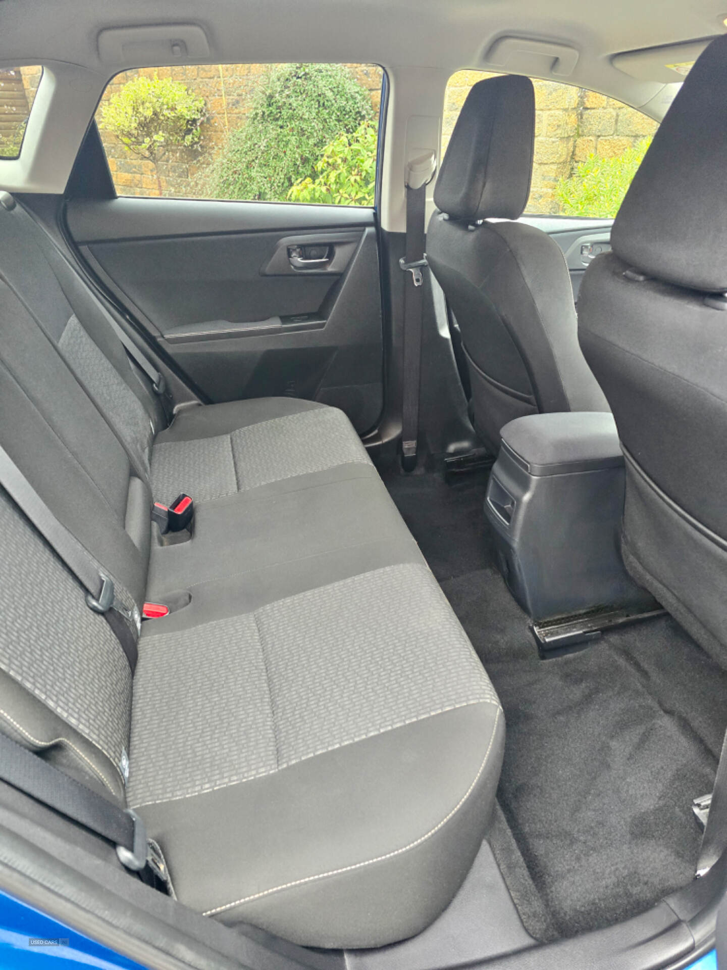 May 2015 Toyota Auris 1.33 Dual VVTi Icon+ 5dr