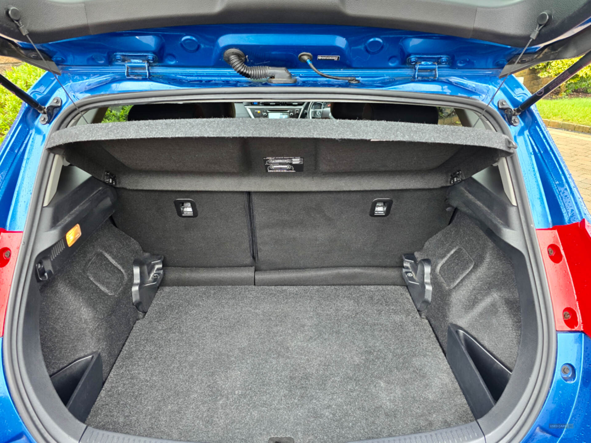 May 2015 Toyota Auris 1.33 Dual VVTi Icon+ 5dr