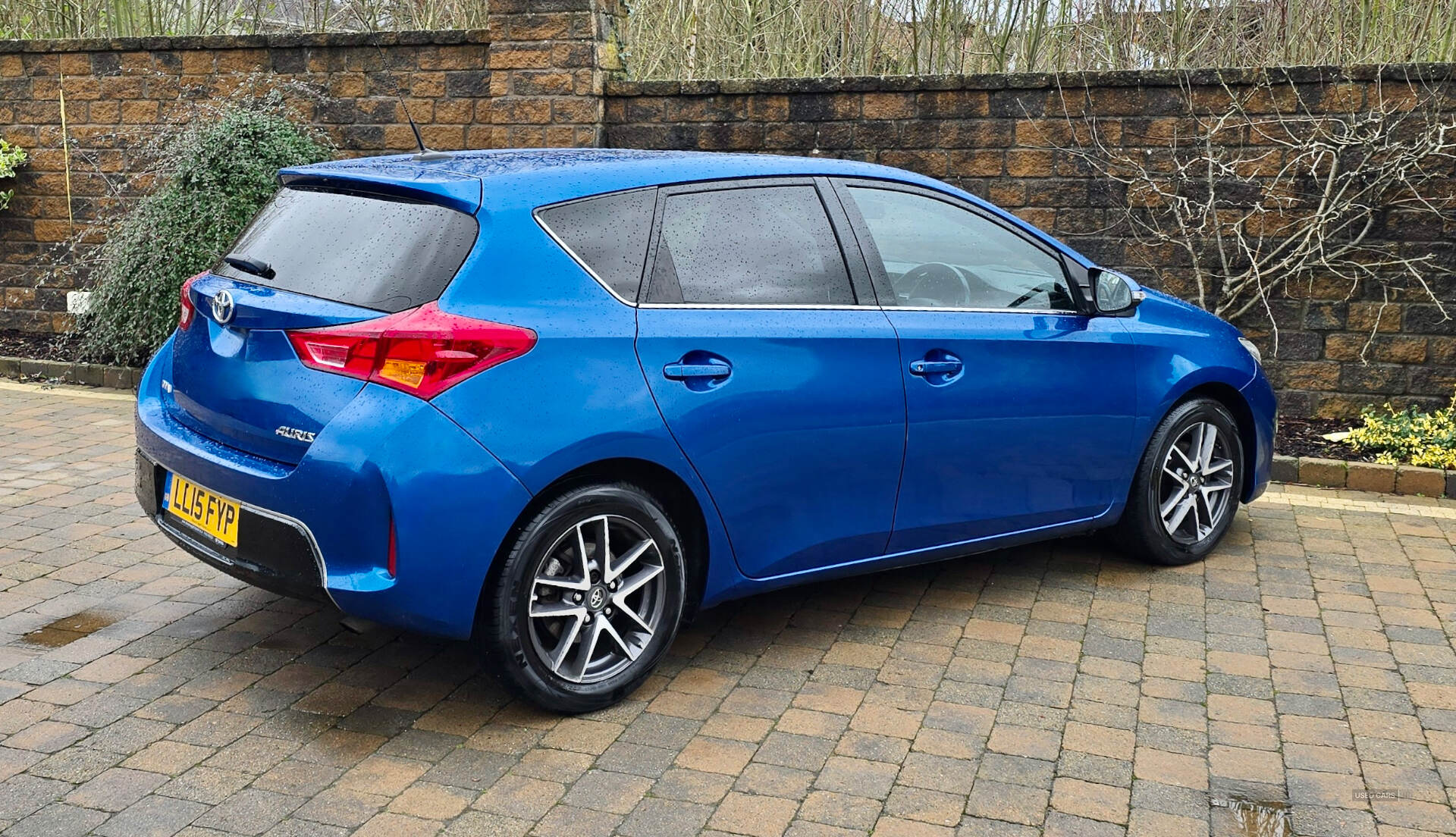 May 2015 Toyota Auris 1.33 Dual VVTi Icon+ 5dr