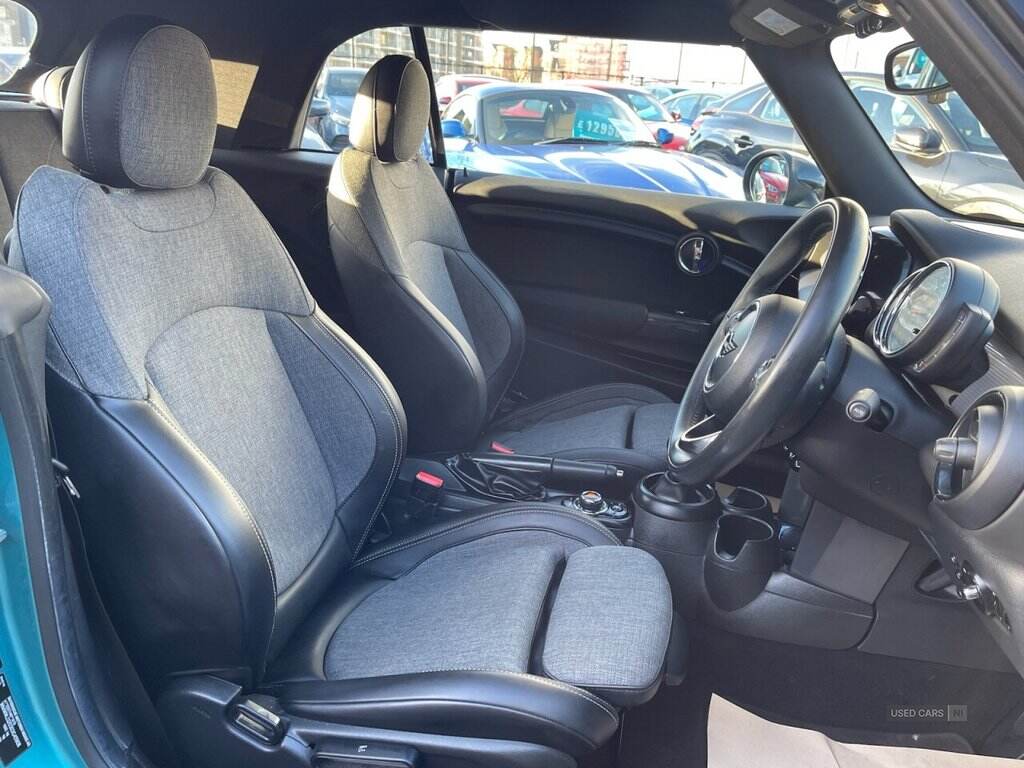 Jul 2018 MINI Convertible 1.5 Cooper II 2dr Auto