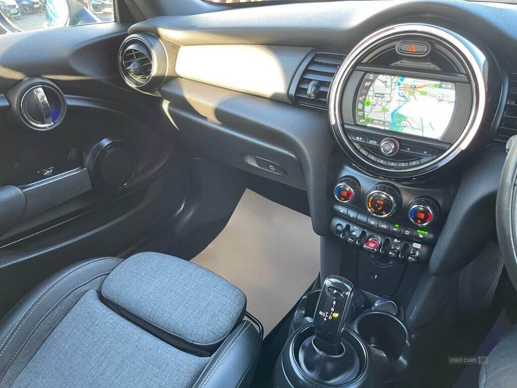 Jul 2018 MINI Convertible 1.5 Cooper II 2dr Auto