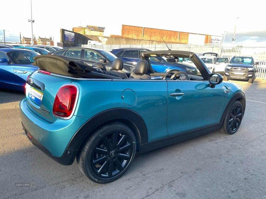 Jul 2018 MINI Convertible 1.5 Cooper II 2dr Auto