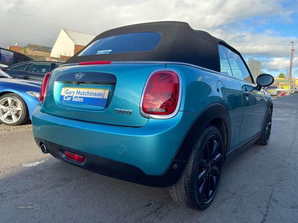 Jul 2018 MINI Convertible 1.5 Cooper II 2dr Auto