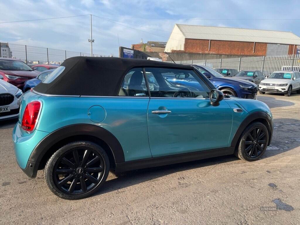 Jul 2018 MINI Convertible 1.5 Cooper II 2dr Auto