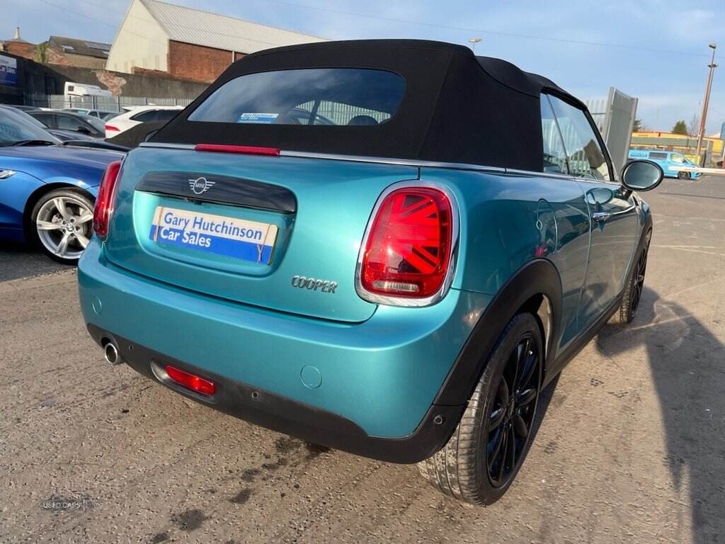 Jul 2018 MINI Convertible 1.5 Cooper II 2dr Auto