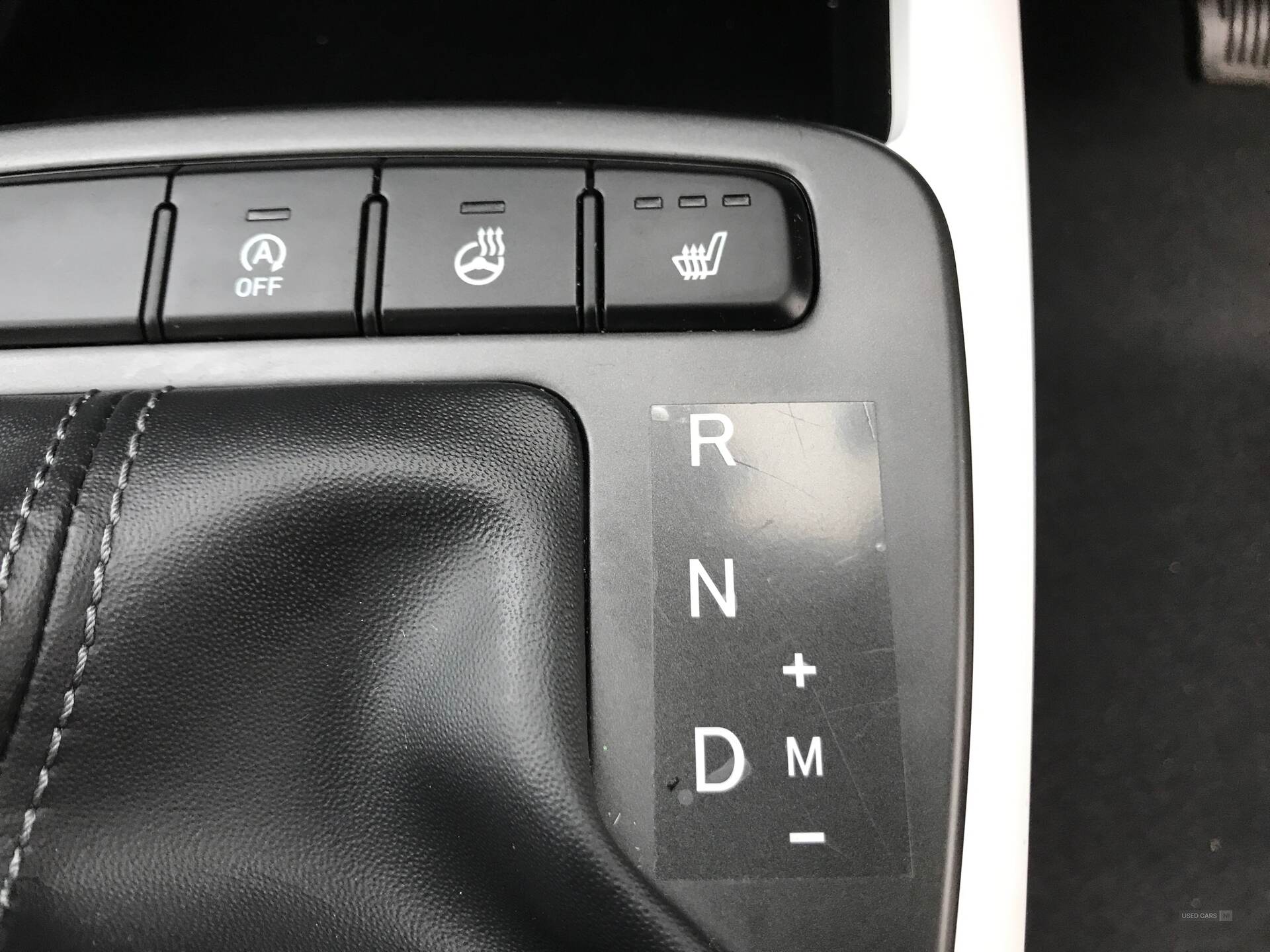 Apr 2023 Hyundai i10 1.0 MPi Premium 5dr Auto