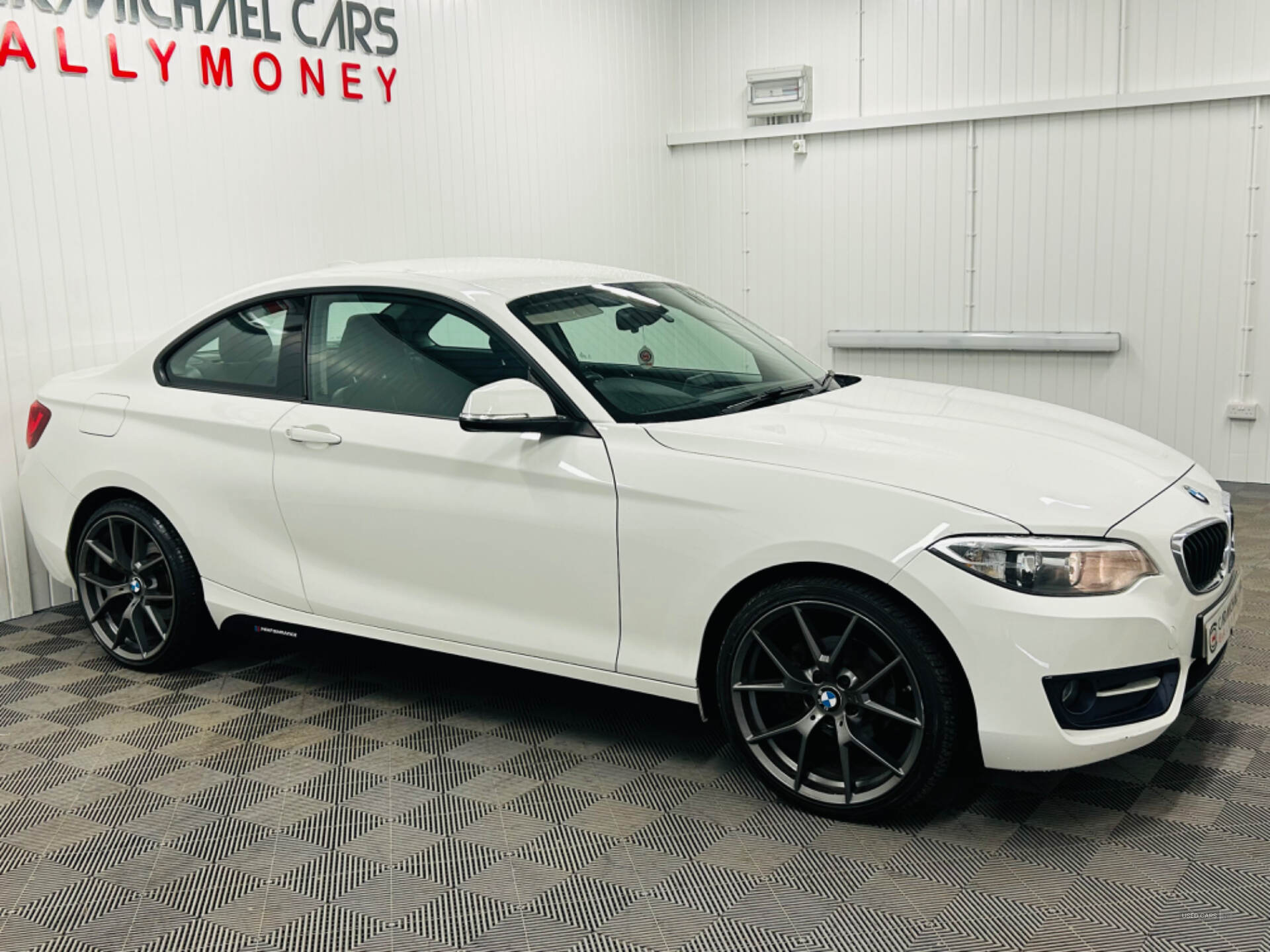 Oct 2014 BMW 2 Series 218d Sport 2dr