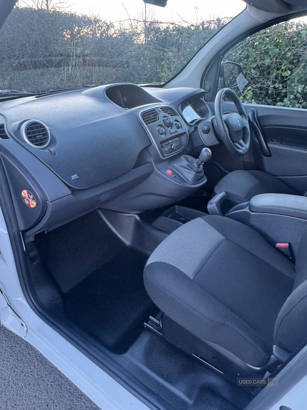 Renault Kangoo DIESEL in Down