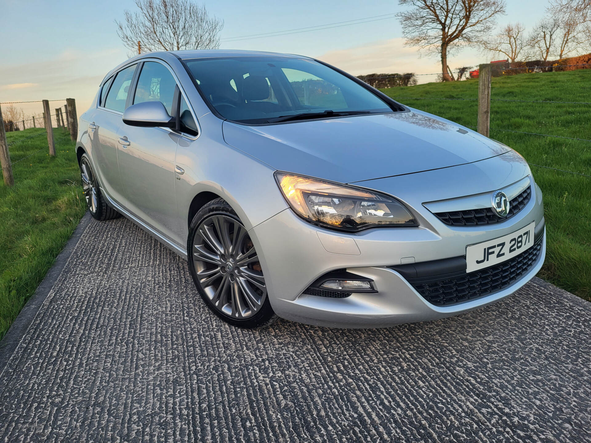 Mar 2012 Vauxhall Astra 2.0 CDTi 16v ecoFLEX [165] SRI VX-LINE