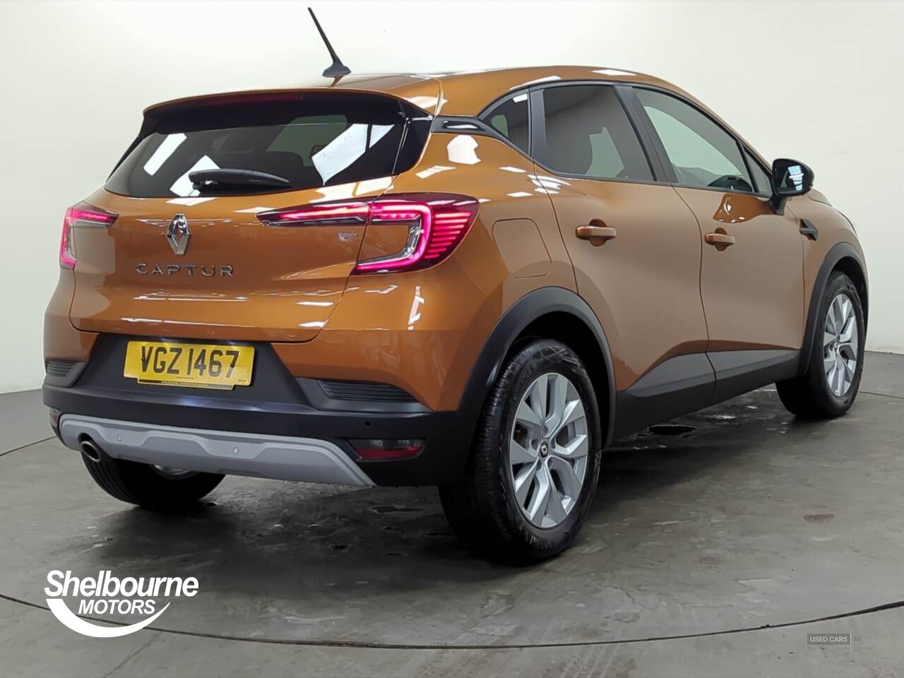 Nov 2021 Renault Captur 1.3 TCE 140 Iconic 5dr EDC