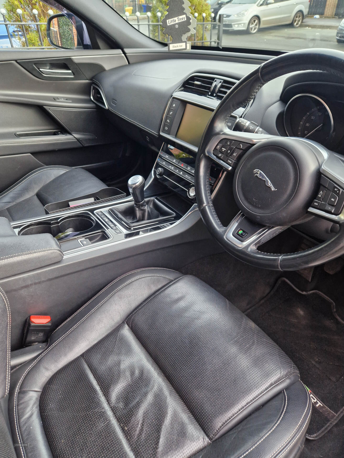 Mar 2016 Jaguar XE 2.0d R-Sport 4dr