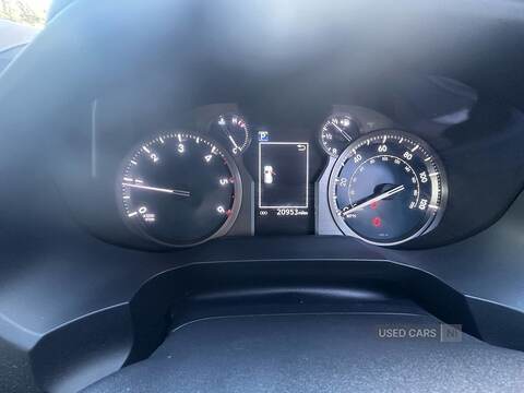 Apr 2021 Toyota Land Cruiser 2.8 D-4D 204 Active 3dr Auto 5 Seats