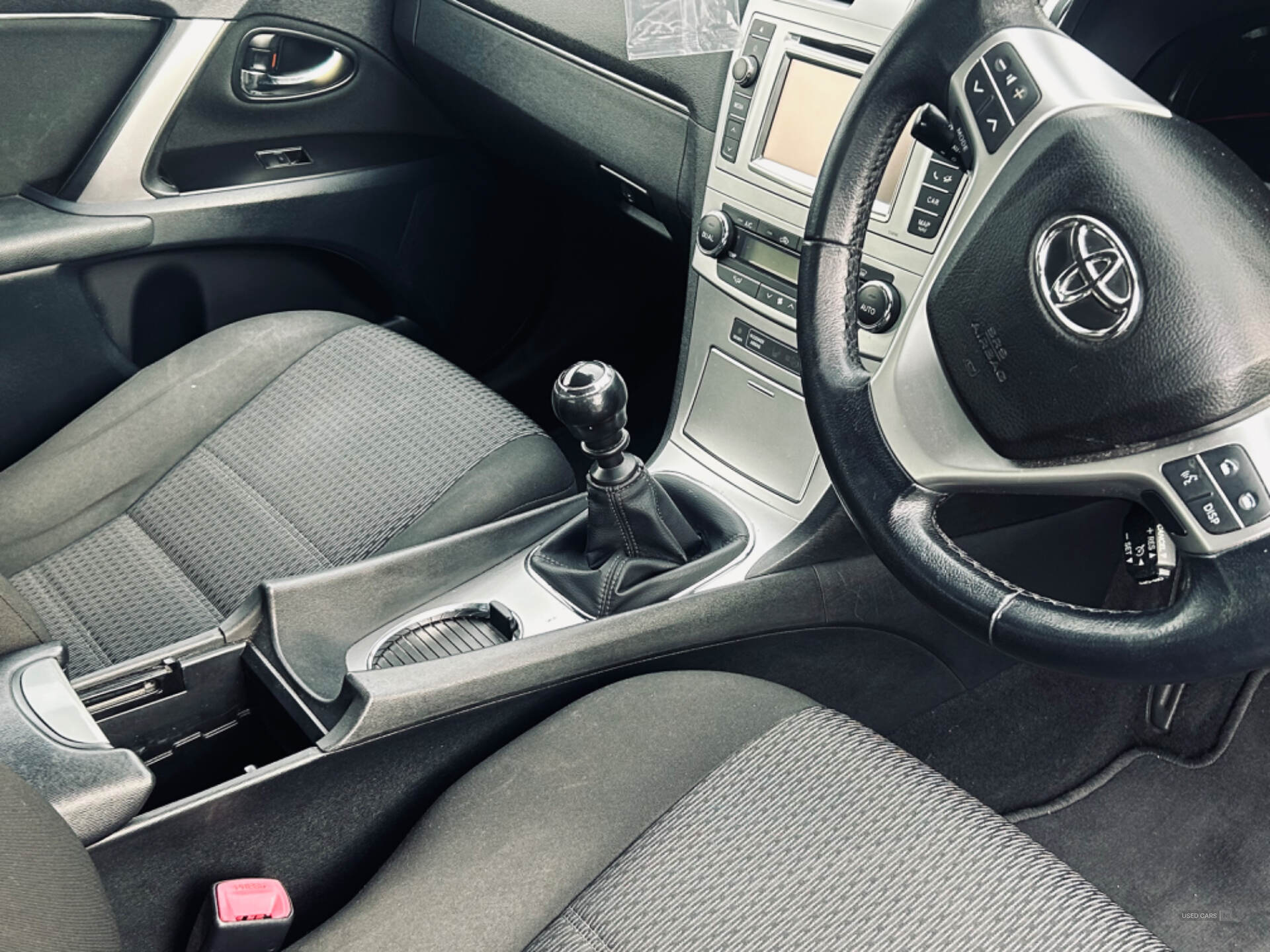 Toyota Avensis DIESEL SALOON in Antrim