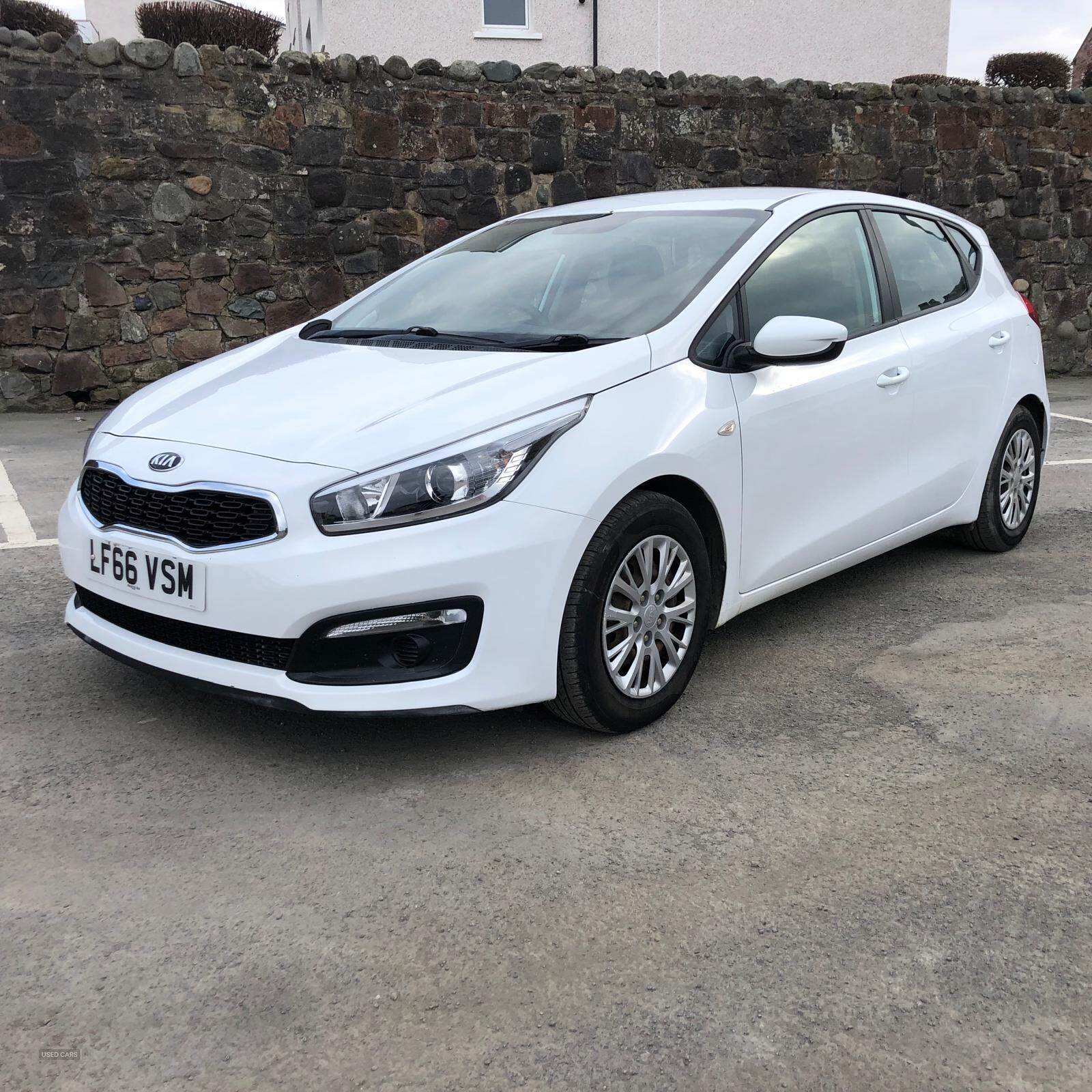 Oct 2016 Kia Ceed 1.4 CRDi 1 5dr