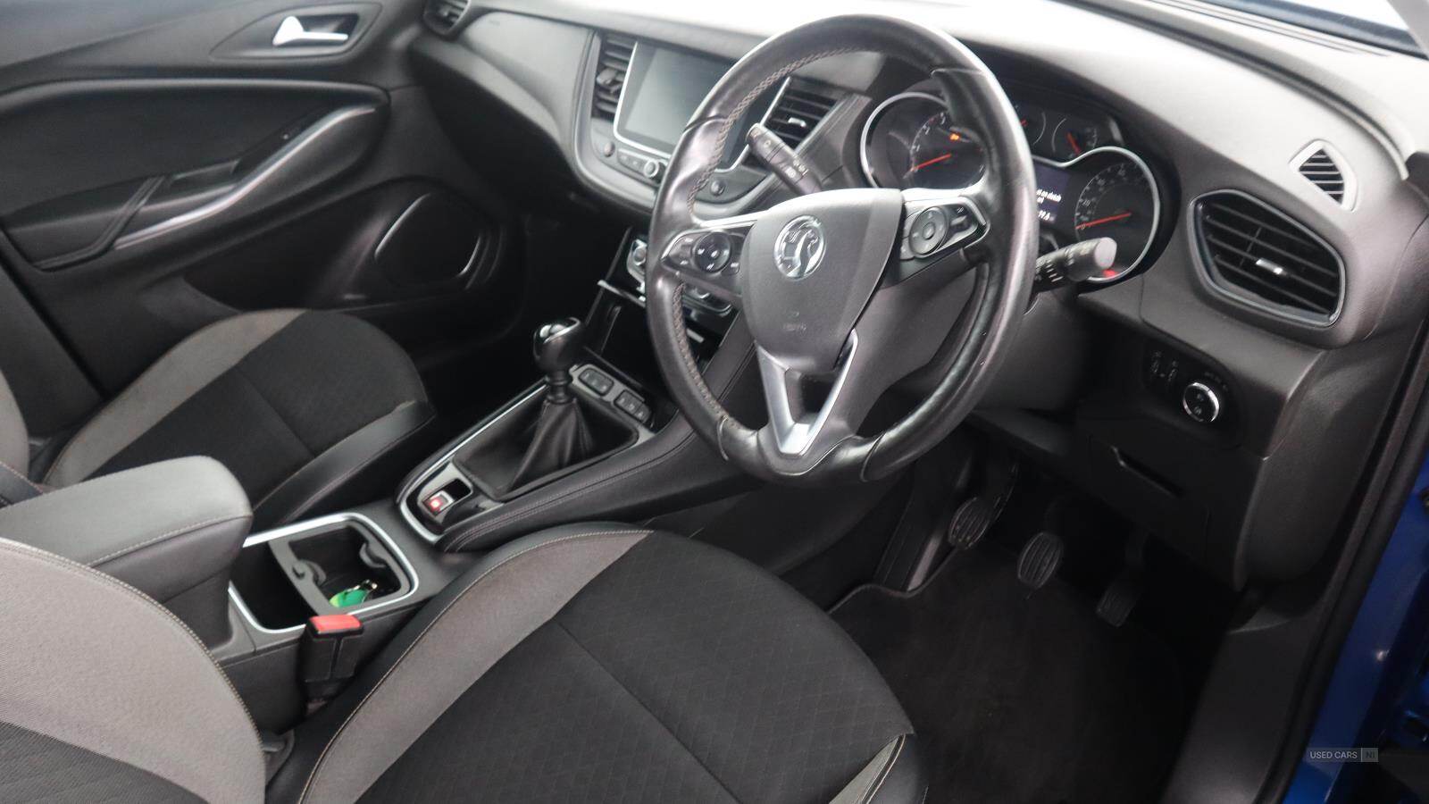 Apr 2019 Vauxhall Grandland X 1.2 Turbo Sport Nav 5dr