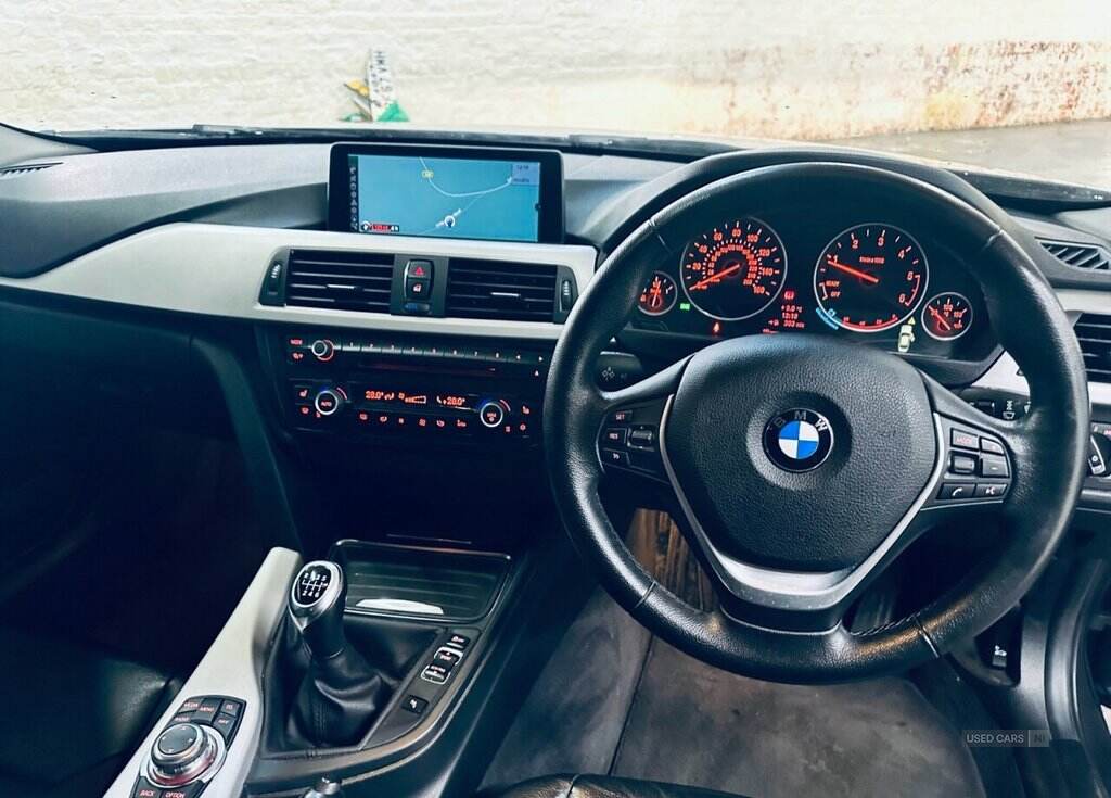 Mar 2012 BMW 3 Series 320d BluePerformance EfficientDynamics 4dr
