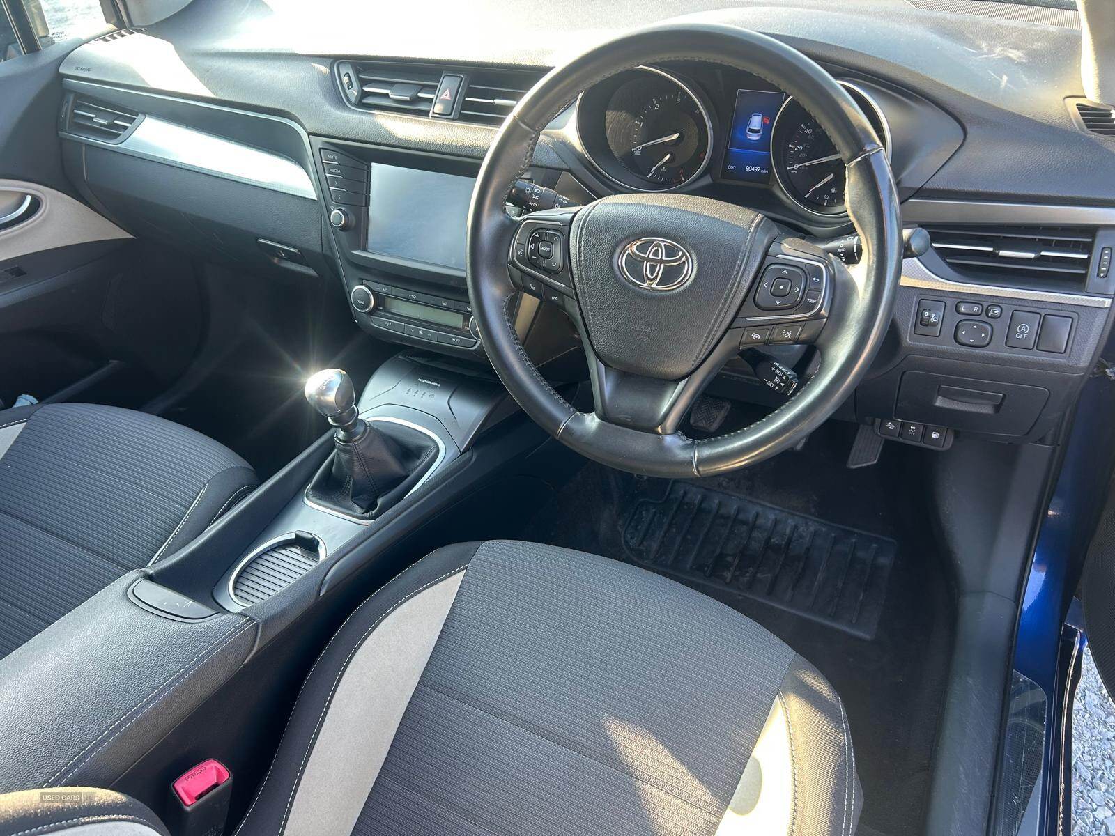 Sep 2016 Toyota Avensis 1.6D Business Edition 5dr