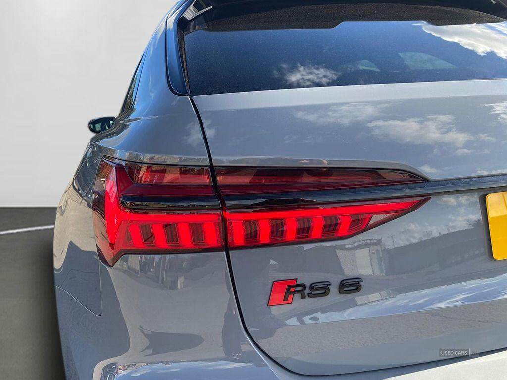  2020 Audi RS6 Avant 4.0 TFSI V8 Carbon Black Tiptronic quattro Euro 6 (s/s) 5dr