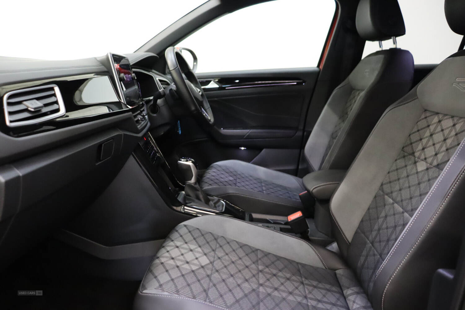 Nov 2022 Volkswagen T-Roc 1.5 TSI R-Line 5dr DSG