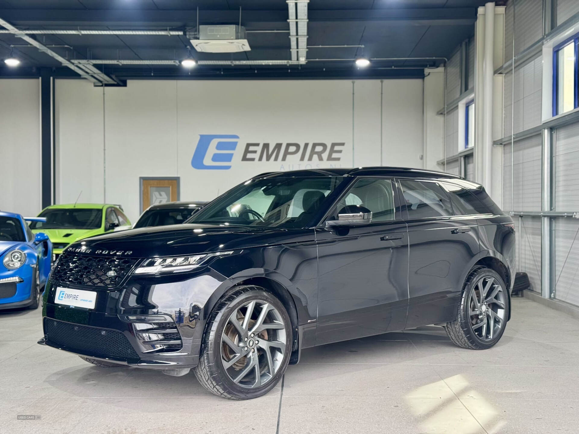 Dec 2019 Land Rover Range Rover Velar 2.0 D180 R-Dynamic 5dr Auto