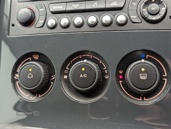 Peugeot 5008 DIESEL ESTATE in Antrim