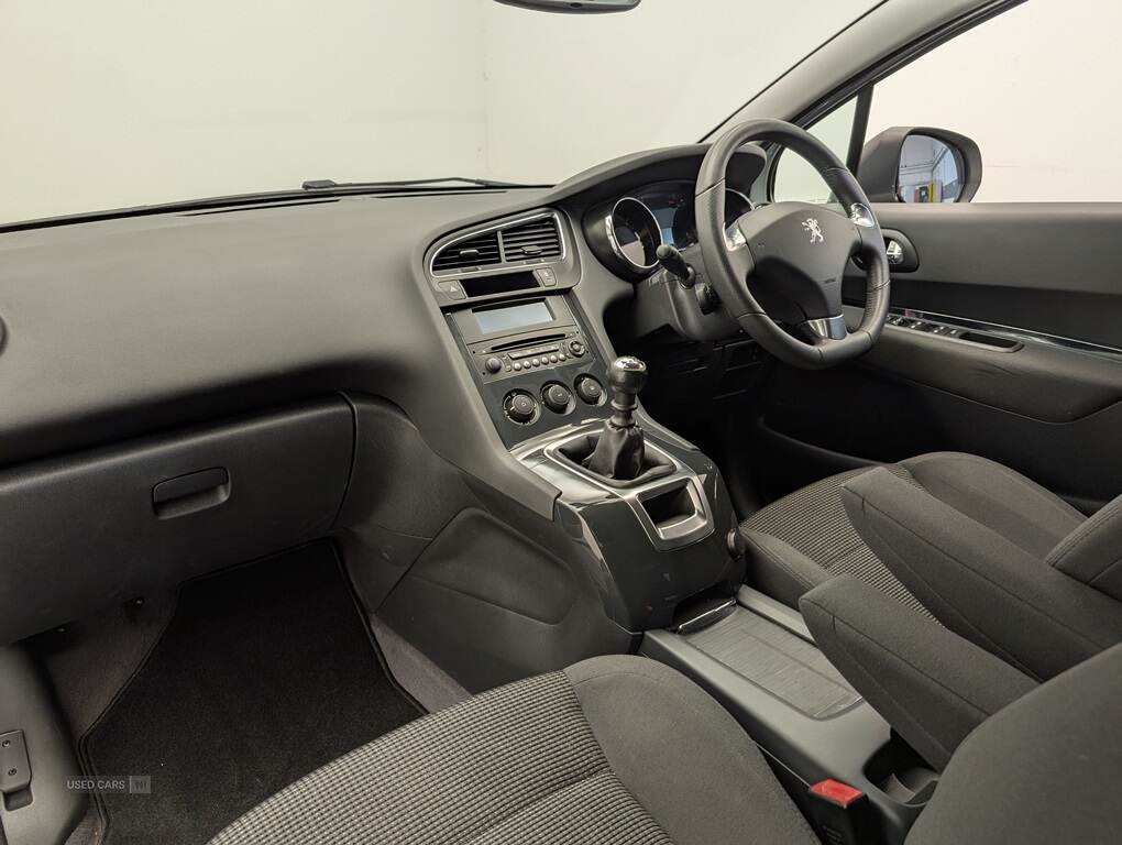 Peugeot 5008 DIESEL ESTATE in Antrim