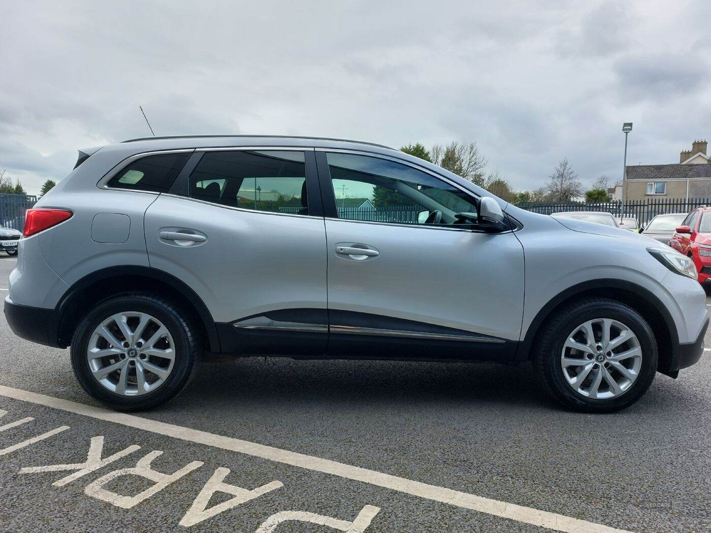 Mar 2017 Renault Kadjar 1.6 dCi Dynamique Nav 5dr 4WD