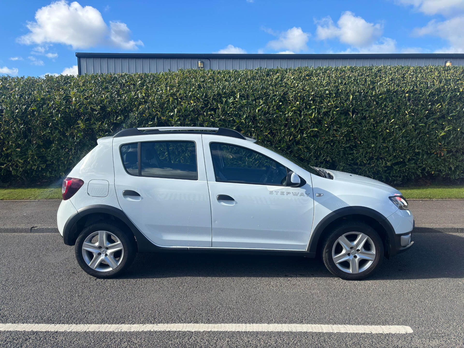 Apr 2016 Dacia Sandero Stepway 0.9 TCe Ambiance 5dr [Start Stop]