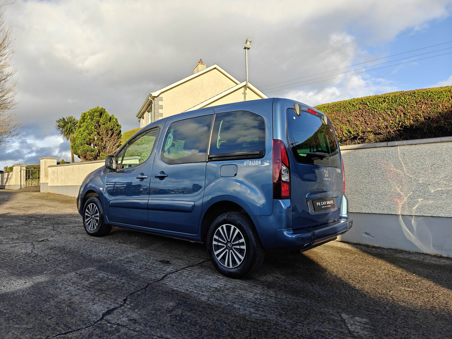 May 2018 Peugeot Horizon Wheel chair accessible