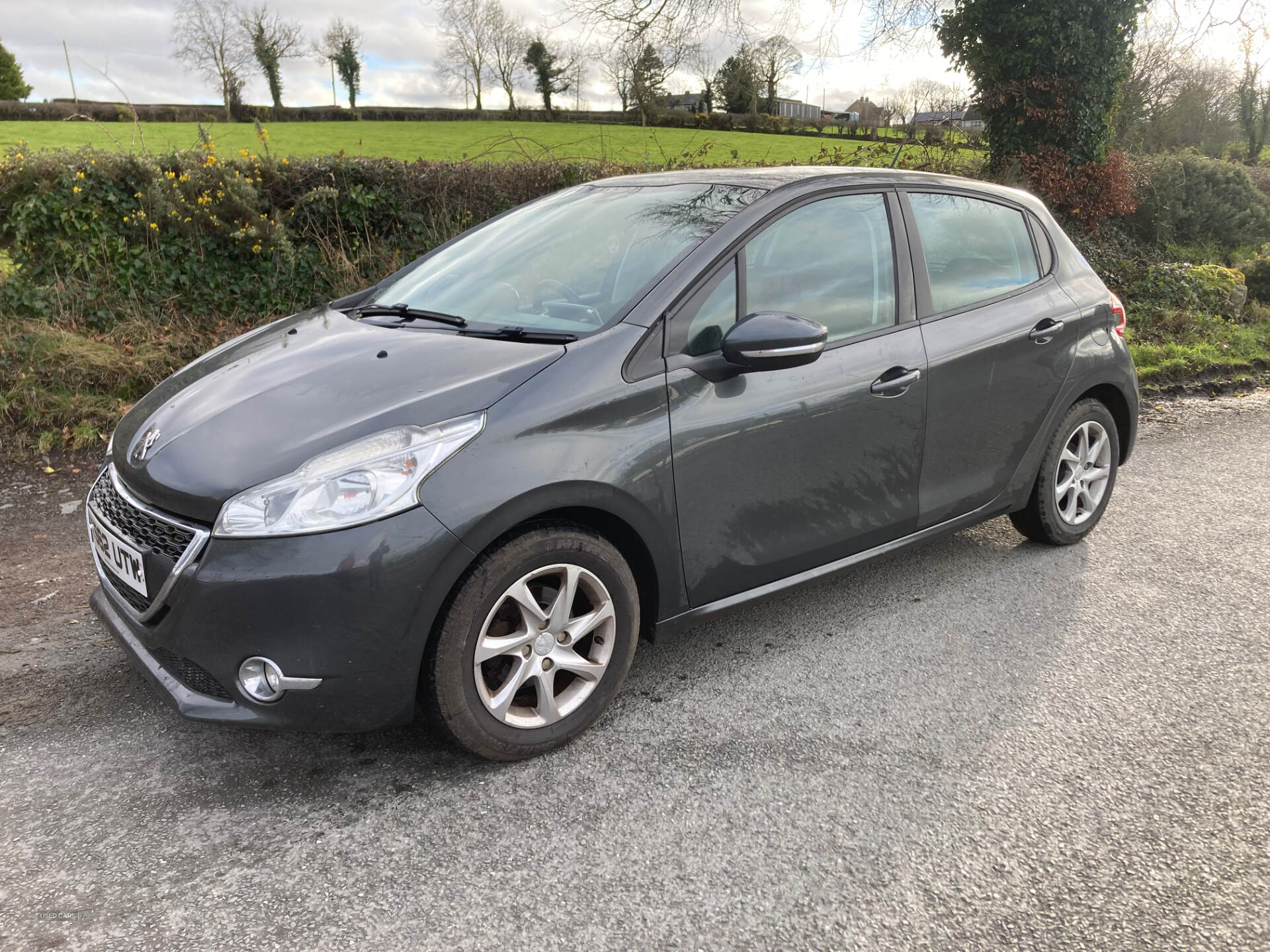 Jan 2013 Peugeot 208 1.2 VTi Active 5dr