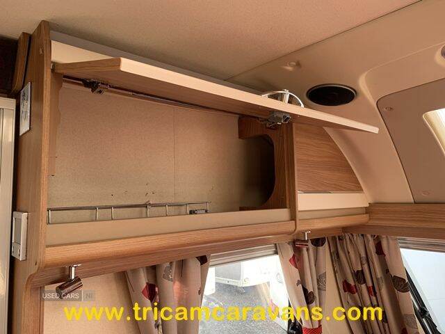  2014 Swift Challenger SE 570/4, Fixed Bed