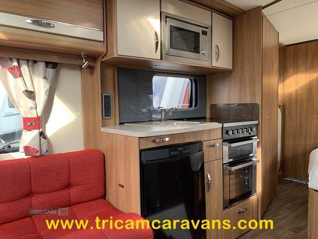  2014 Swift Challenger SE 570/4, Fixed Bed