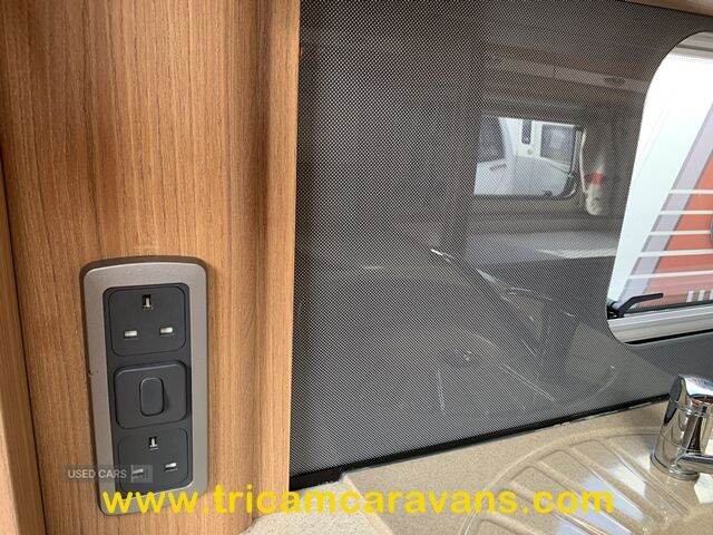  2014 Swift Challenger SE 570/4, Fixed Bed
