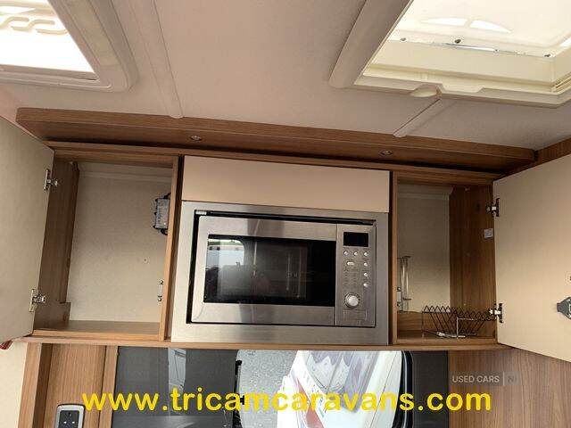  2014 Swift Challenger SE 570/4, Fixed Bed