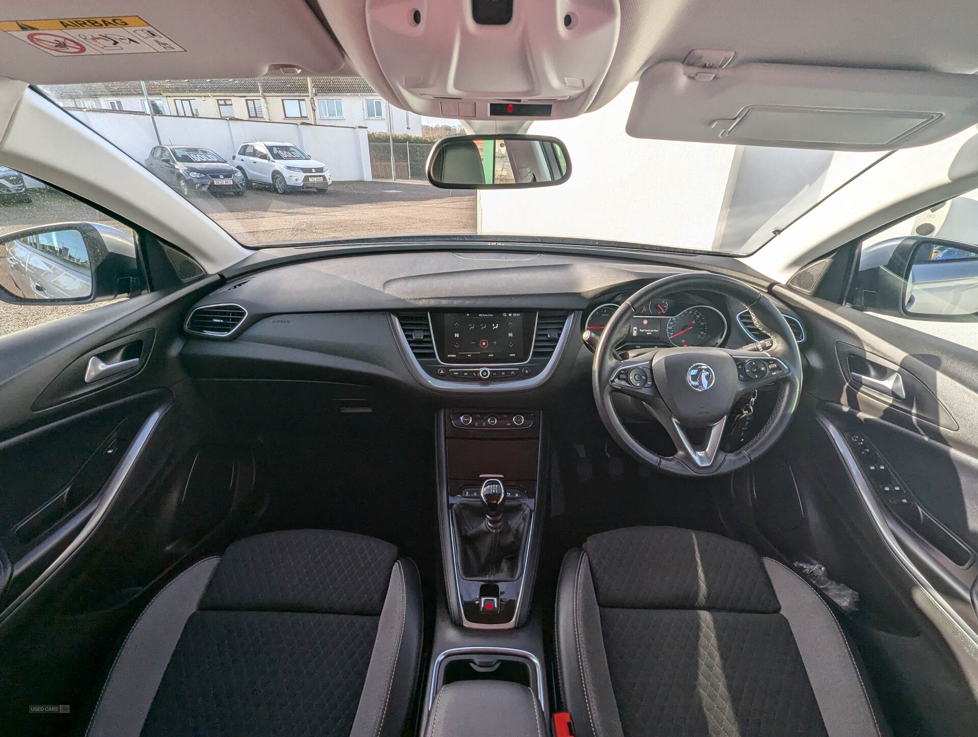 Jan 2020 Vauxhall Grandland X 1.2 Turbo Sport Nav 5dr
