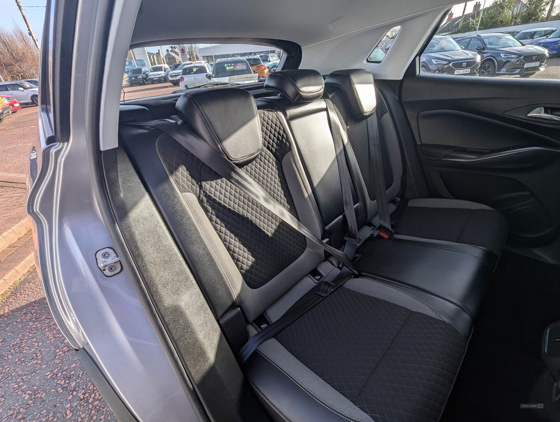 Jan 2020 Vauxhall Grandland X 1.2 Turbo Sport Nav 5dr